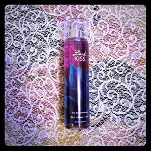 Bath & Body Works Dark Kiss Spray